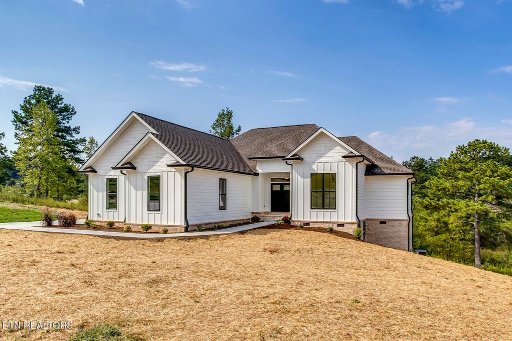 Photo of 717 Twin Lakes Drive, Loudon, TN 37774 (MLS # 1316010)
