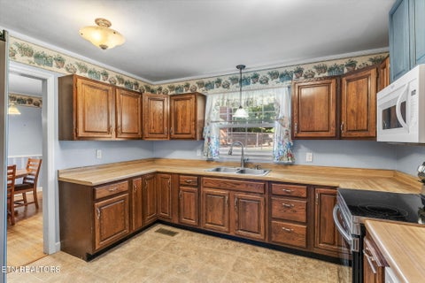 Tiny photo for 5708 Woodleaf Drive, Knoxville, TN 37912 (MLS # 1359674)