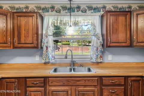 Tiny photo for 5708 Woodleaf Drive, Knoxville, TN 37912 (MLS # 1359674)