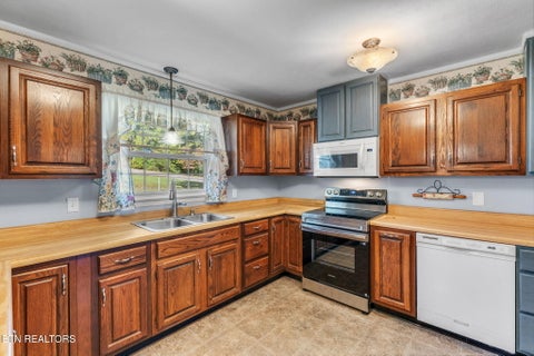 Tiny photo for 5708 Woodleaf Drive, Knoxville, TN 37912 (MLS # 1359674)
