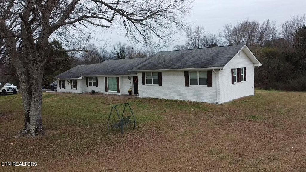 Photo of 136 McClellan Rd Rd, Madisonville, TN 37354 (MLS # 1323958)