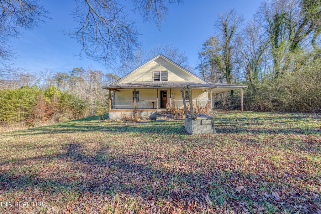 Photo of 179 CATES Rd, Rockwood, TN 37854 (MLS # 1284849)
