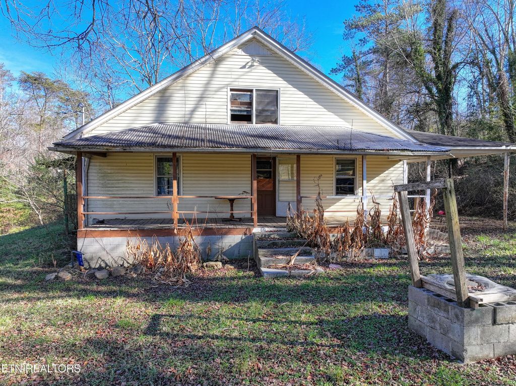 Photo of 179 CATES Rd, Rockwood, TN 37854 (MLS # 1284849)