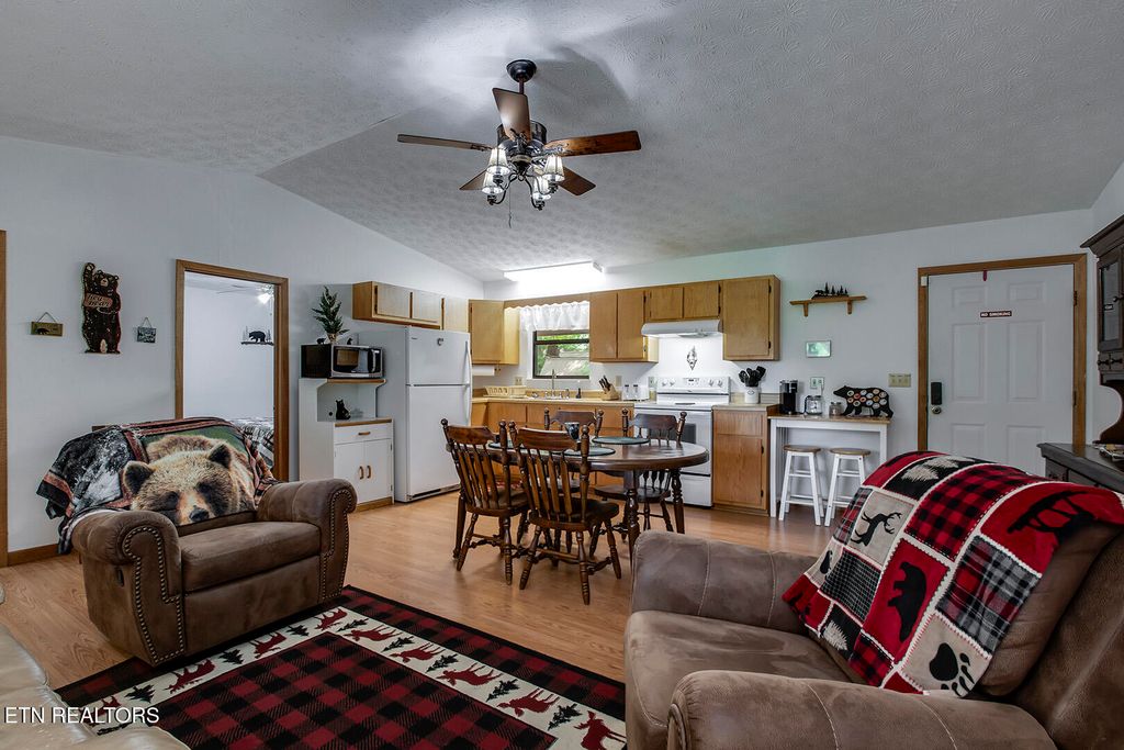 Photo of 275 Sub Rd, Cosby, TN 37722 (MLS # 1287482)