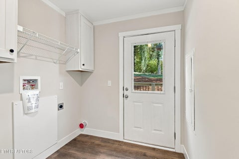 Tiny photo for 335 W Broad St, Clinton, TN 37716 (MLS # 1359788)