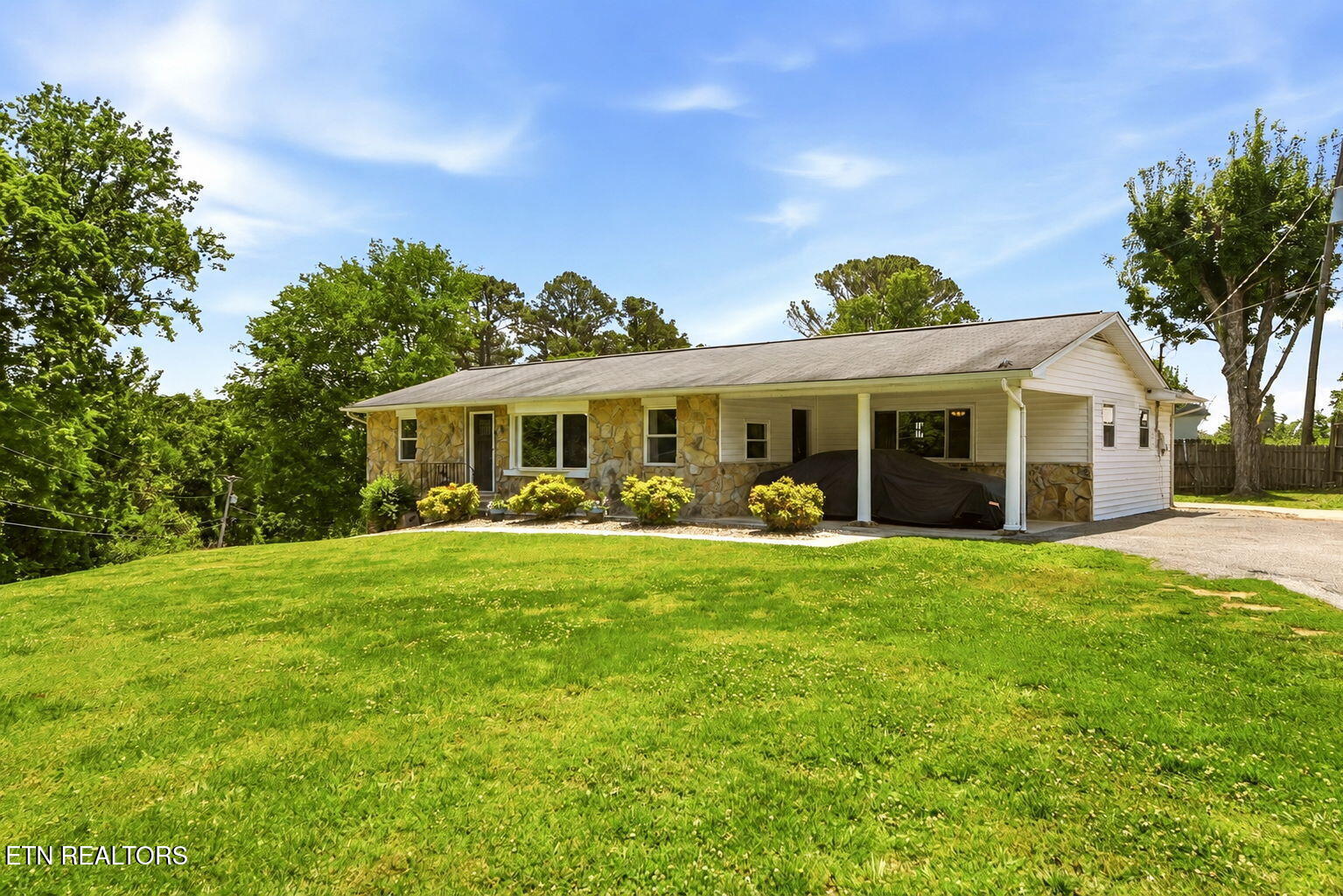 211 Woodland Drive