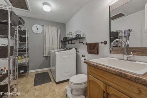 Tiny photo for 1119 W Outer Drive, Oak Ridge, TN 37830 (MLS # 1354700)