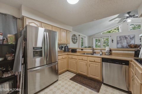 Tiny photo for 1119 W Outer Drive, Oak Ridge, TN 37830 (MLS # 1354700)