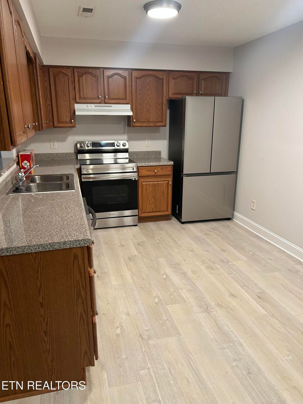 Photo of 338 Hawthorne Oaks Way, Powell, TN 37849 (MLS # 1328717)