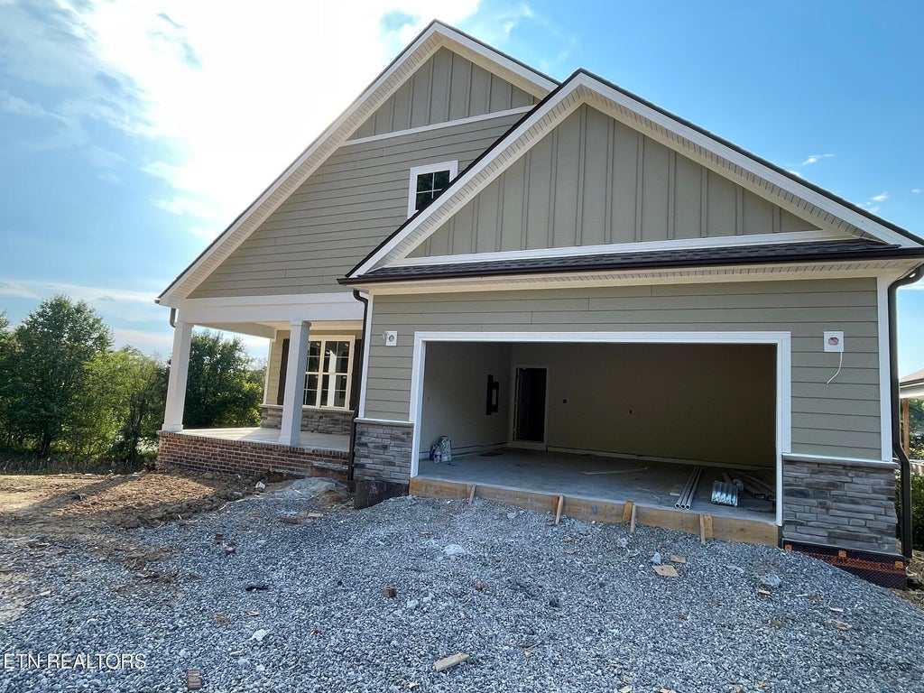 Photo of 164 Cherry Blossom Court, Lenoir City, TN 37772 (MLS # 1356118)