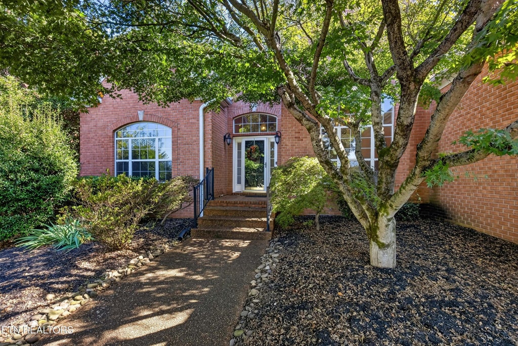 Photo of 1238 Vale View Rd, Knoxville, TN 37922 (MLS # 1359084)