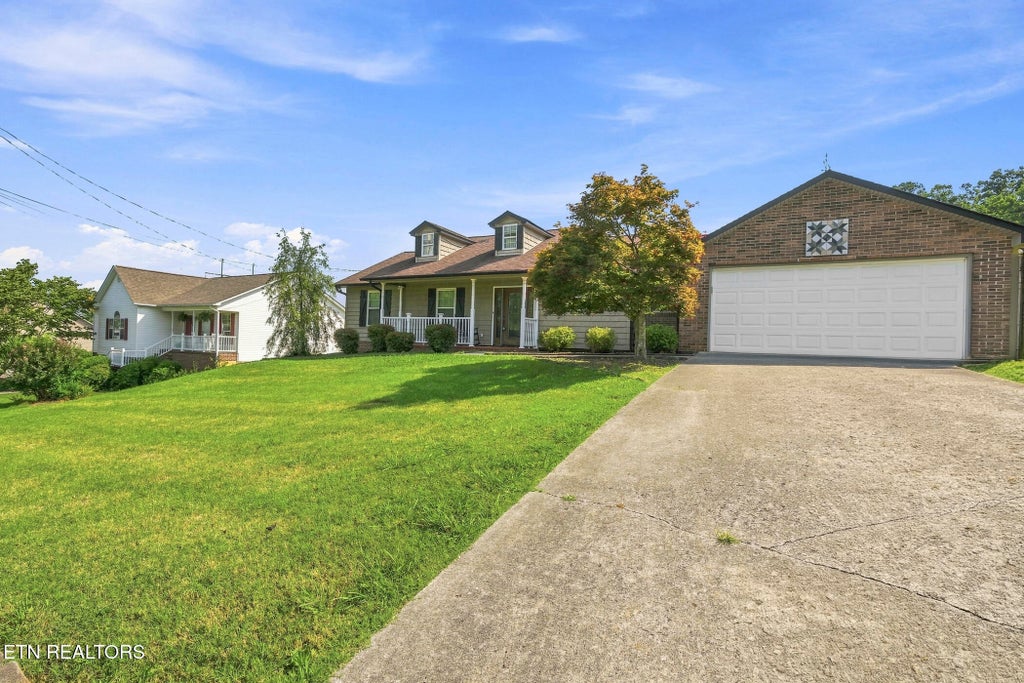 Photo of 168 Covenant Circle, Lenoir City, TN 37772 (MLS # 1351608)