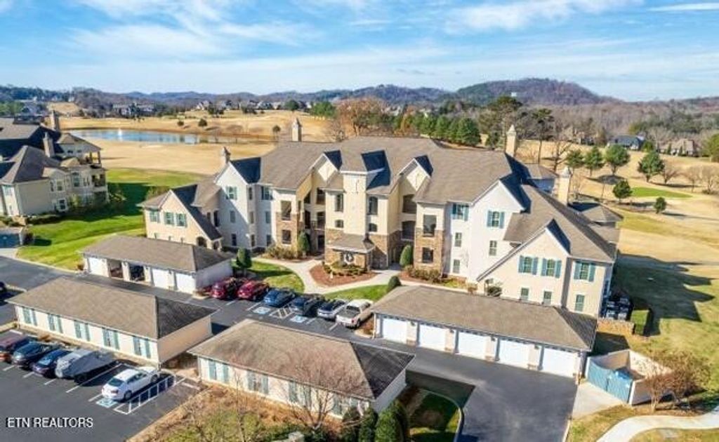 Photo of 565 Rarity Bay Pkwy Pkwy #103A, Vonore, TN 37885 (MLS # 1303289)