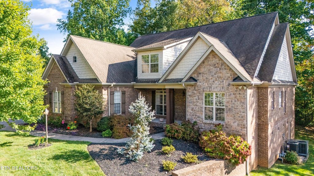 Photo of 2125 Jakes Walk Lane, Knoxville, TN 37932 (MLS # 1317090)
