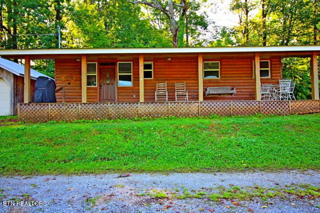 Photo of 7732 Cedar Creek Rd, Townsend, TN 37882 (MLS # 1238397)