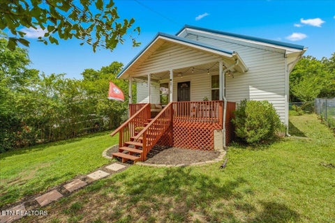 Photo of 2115 Chicago Ave, Knoxville, TN 37917 (MLS # 1345030)