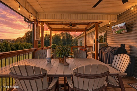 Tiny photo for 5004 Candlewood Court, Maryville, TN 37804 (MLS # 1355512)