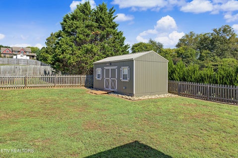 Tiny photo for 5004 Candlewood Court, Maryville, TN 37804 (MLS # 1355512)