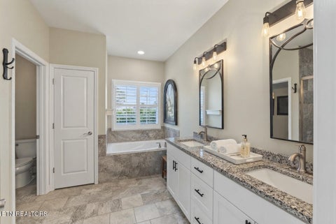 Tiny photo for 5004 Candlewood Court, Maryville, TN 37804 (MLS # 1355512)