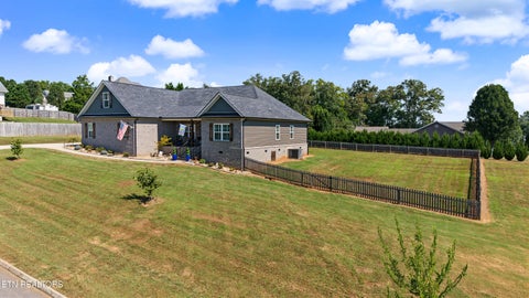 Tiny photo for 5004 Candlewood Court, Maryville, TN 37804 (MLS # 1355512)