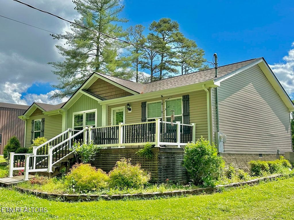 Photo of 2218 Harvest Lane, Dandridge, TN 37725 (MLS # 1323282)