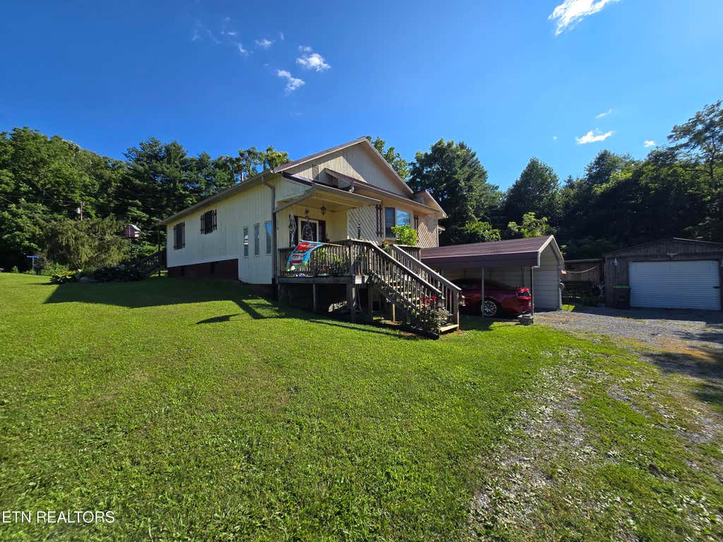 Photo of 110 McLin Hollow Rd, Rose Hill, VA 24281 (MLS # 1350272)