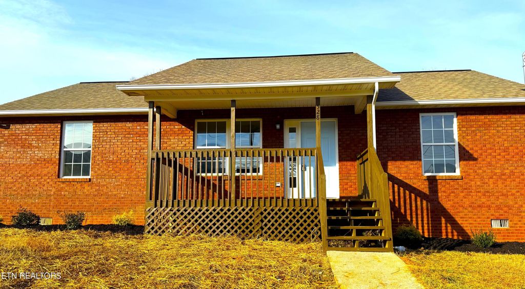 Photo of 528 low valley Rd, Dandridge, TN 37725 (MLS # 1285304)