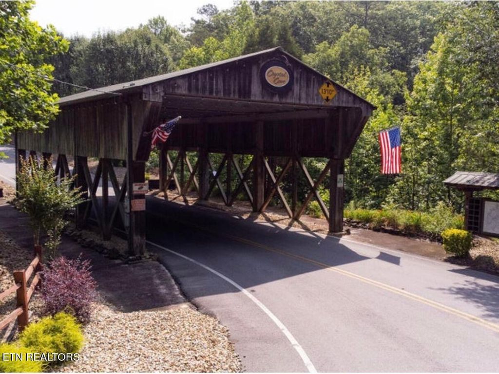 Photo of 228 Crystal Springs Rd, Rockwood, TN 37854 (MLS # 1337085)