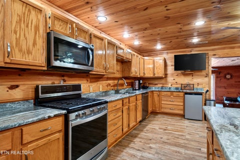 Tiny photo for 990 Oak Hill Drive, Cookeville, TN 38501 (MLS # 1355846)