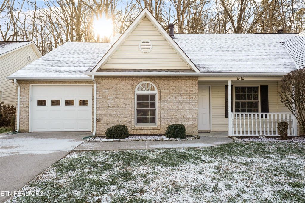 Photo of 10138 Bellflower Way, Knoxville, TN 37931 (MLS # 1327820)