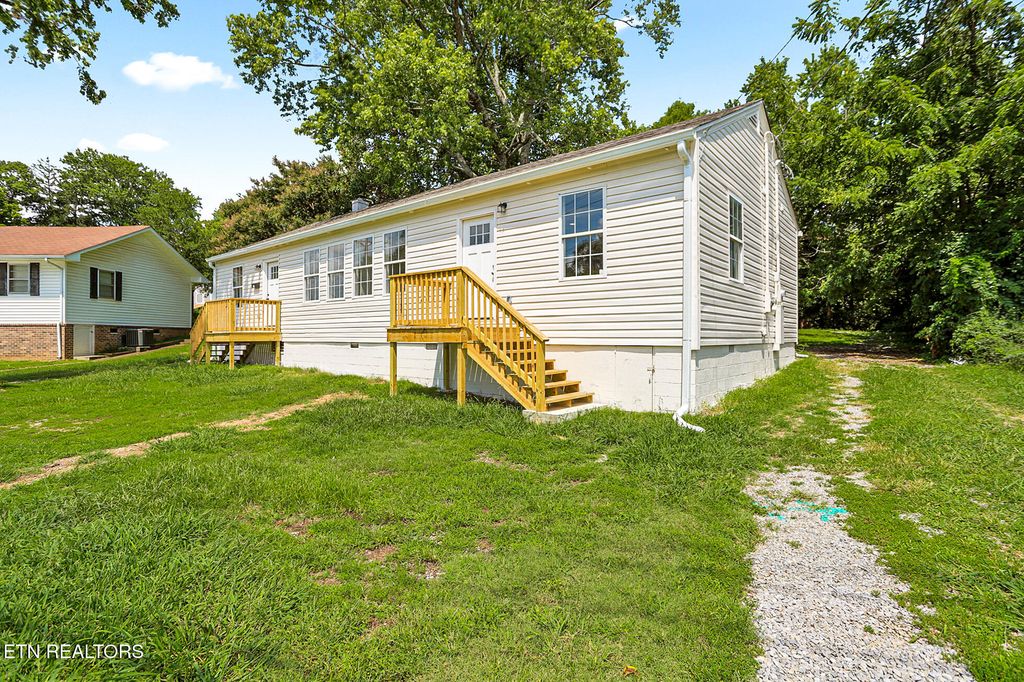 Photo of 178 Robertsville Rd, Oak Ridge, TN 37830 (MLS # 1312371)