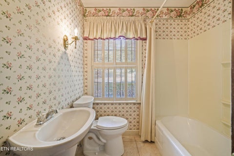 Tiny photo for 4544 Lyons View Pike, Knoxville, TN 37919 (MLS # 1359178)