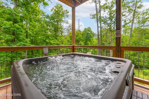 Tiny photo for 2932 Ginas Way, Sevierville, TN 37862 (MLS # 1340605)