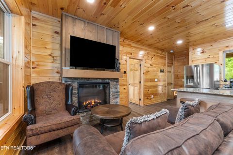 Tiny photo for 2932 Ginas Way, Sevierville, TN 37862 (MLS # 1340605)