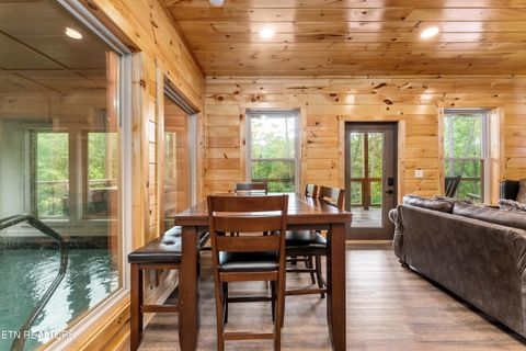 Tiny photo for 2932 Ginas Way, Sevierville, TN 37862 (MLS # 1340605)