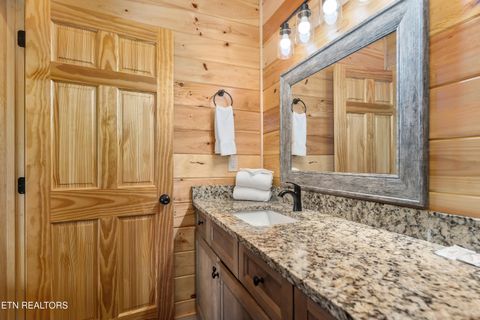 Tiny photo for 2932 Ginas Way, Sevierville, TN 37862 (MLS # 1340605)