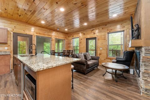 Tiny photo for 2932 Ginas Way, Sevierville, TN 37862 (MLS # 1340605)