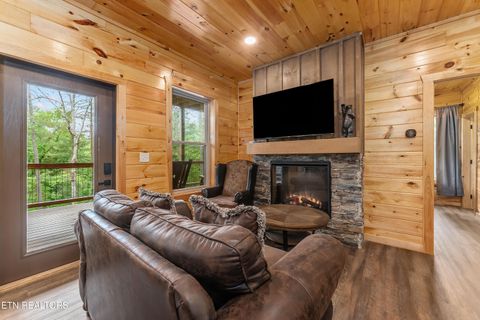 Tiny photo for 2932 Ginas Way, Sevierville, TN 37862 (MLS # 1340605)