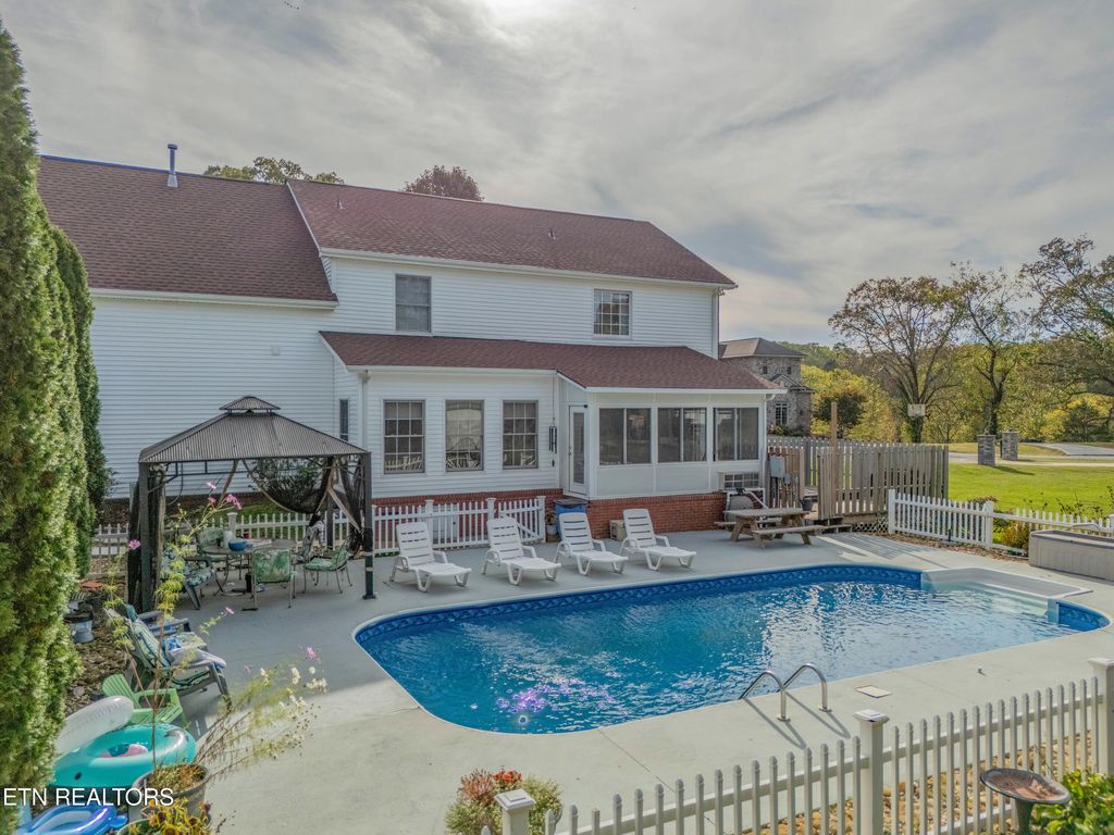 Photo of 144 Cheshire Drive, Andersonville, TN 37705 (MLS # 1315547)