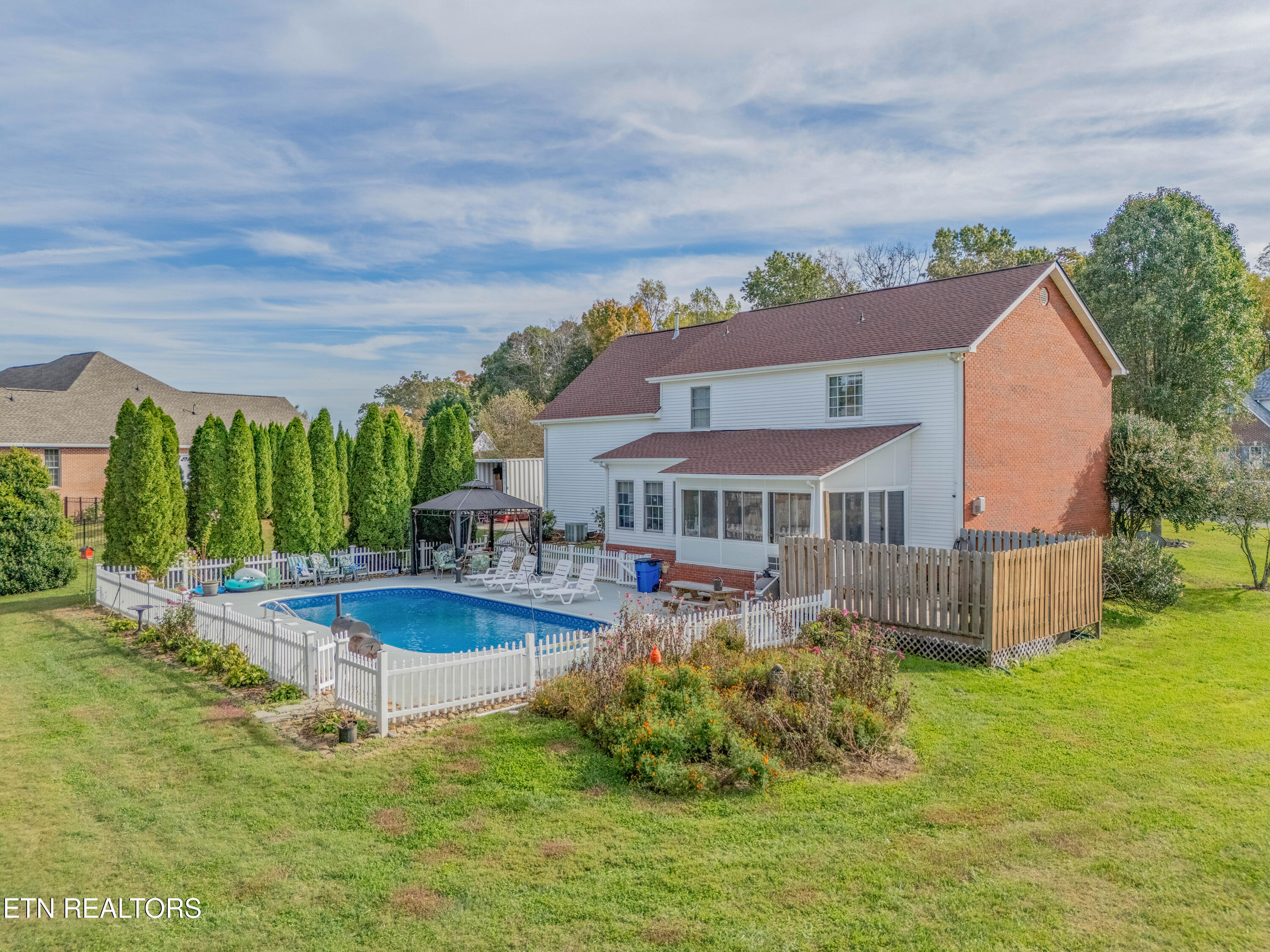 144 Cheshire Drive