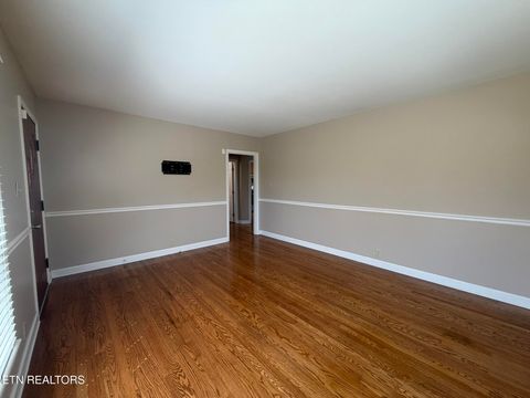 Tiny photo for 5606 Collette Rd, Knoxville, TN 37918 (MLS # 1334060)