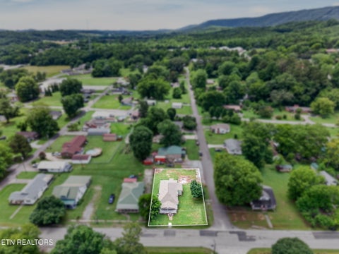 Tiny photo for 491 Piccadilly Ave, Spring City, TN 37381 (MLS # 1345774)