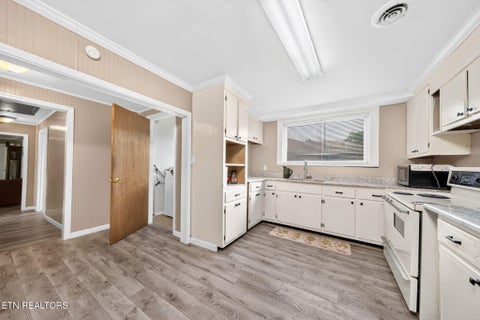 Tiny photo for 491 Piccadilly Ave, Spring City, TN 37381 (MLS # 1345774)