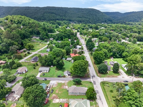 Tiny photo for 491 Piccadilly Ave, Spring City, TN 37381 (MLS # 1345774)