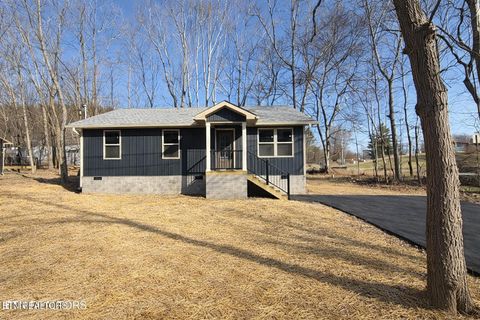 Photo of 501 Hillcrest St, Clinton, TN 37716 (MLS # 1323037)