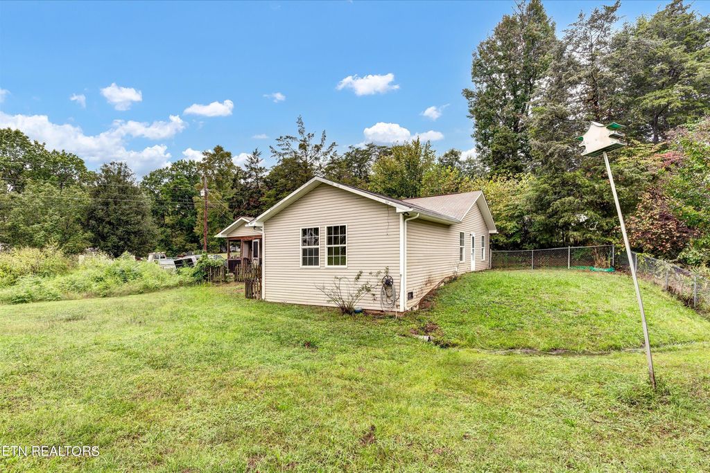 Photo of 225 2nd St, Corryton, TN 37721 (MLS # 1277847)