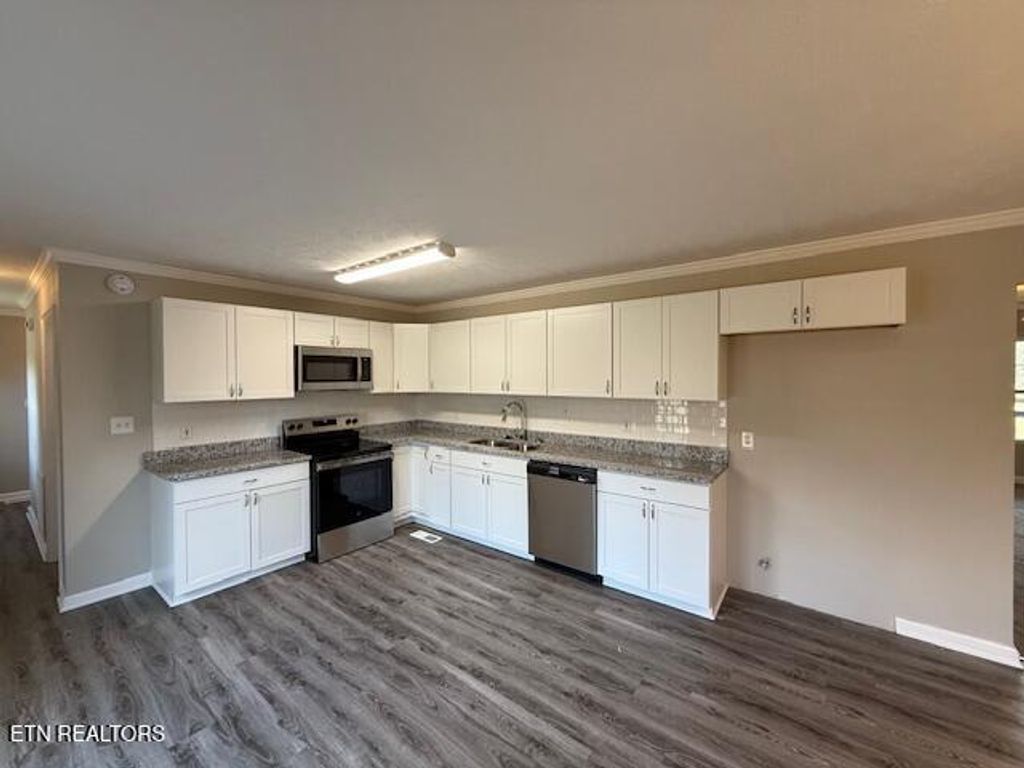 Photo of 884 Shadow Brook Way, Parrottsville, TN 37843 (MLS # 1324384)