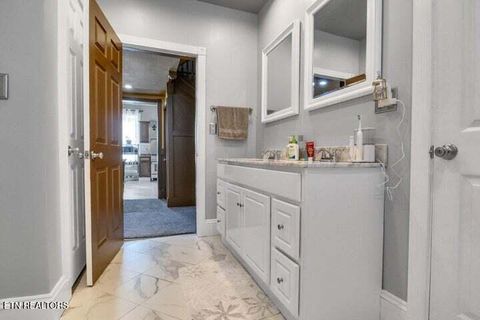 Tiny photo for 721 E First North St, Morristown, TN 37814 (MLS # 1317720)