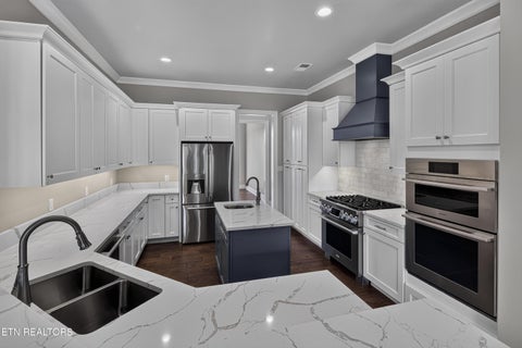 Tiny photo for 1210 Charlottesville Blvd, Knoxville, TN 37922 (MLS # 1351647)