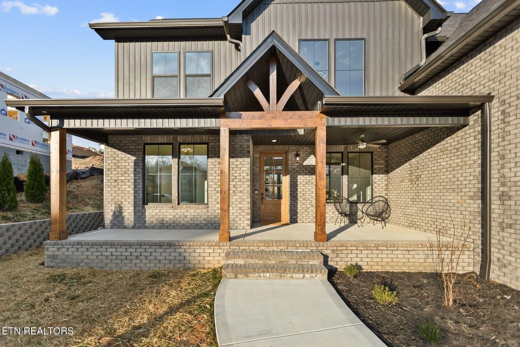 Photo of 4427 Christine Lynnae St, Knoxville, TN 37938 (MLS # 1332039)